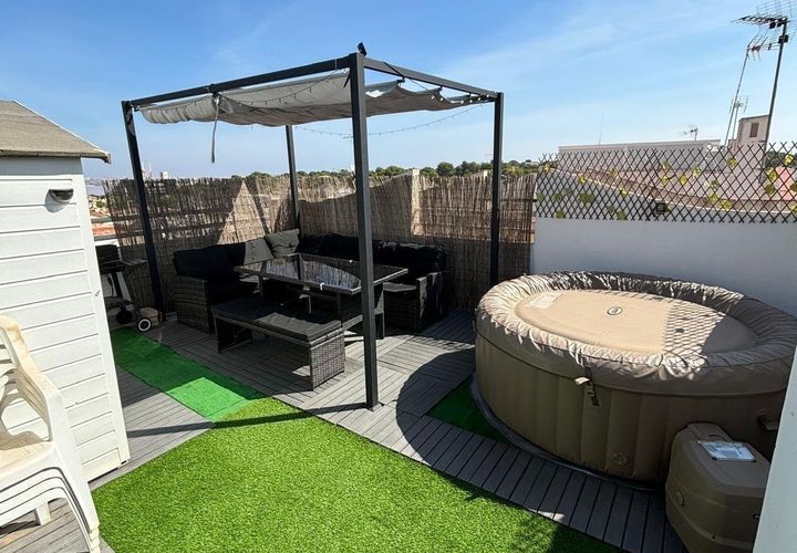 Bungalou a Torrevieja, Alicante, Torrevieja - € 114.900 | Ref: AG19MLSC6950842 - foto 1