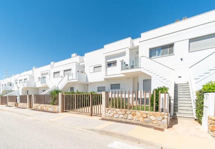 Bungalow i Orihuela, Alicante, Orihuela - € 249 900 | Ref: 781675 - foto 1
