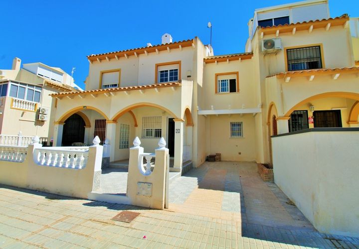 Byhus i Playa Flamenca, Alicante, Playa Flamenca - € 215.000 | Ref: 781666 - foto 1