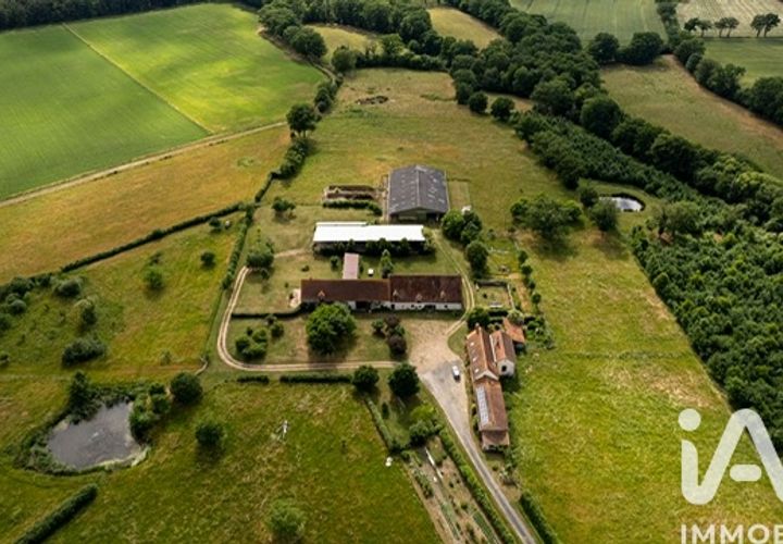 Trehytte i Audes, Allier, Audes - € 690 000 | Ref: 10579 - foto 1