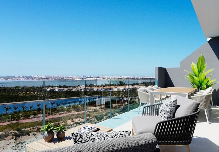 Bungalow i Torrevieja, Alicante, Torrevieja - € 330.000 | Ref: LFXE-33805 - foto 1