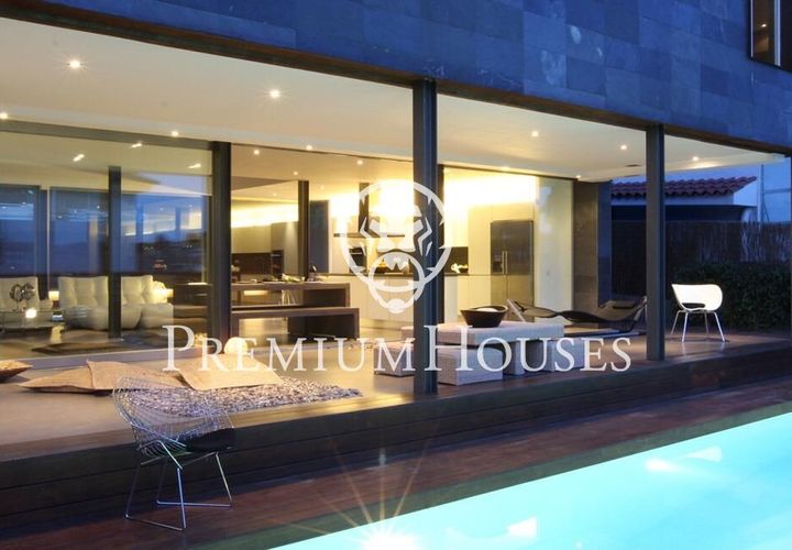 Villa a Alella, Barcelona, Alella - € 4.500/mes | Ref: PH103709/3699 - foto 1