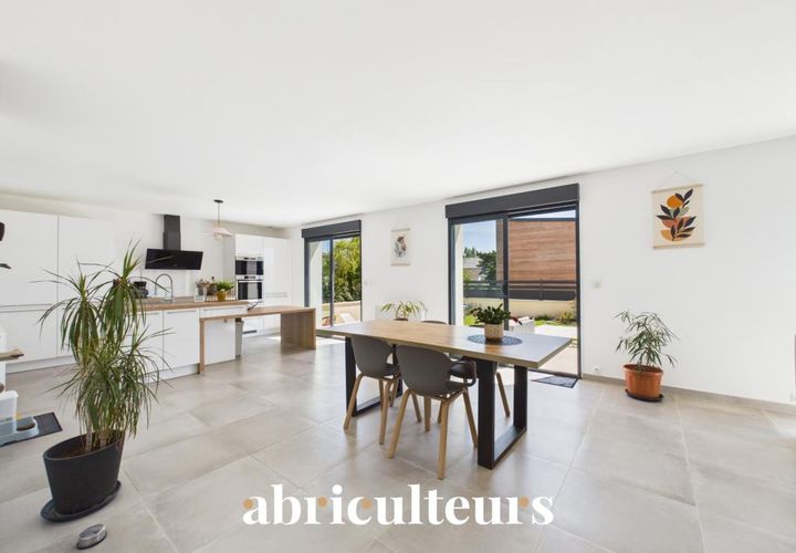 Villa a Couëron, Loire-Atlantique, Couëron - € 542.800 | Ref: BMVM270522044220 - foto 1
