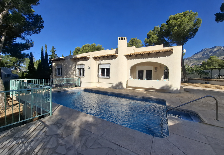 Villa a Altea, Alicante, Altea - € 2.500/mes | Ref: 9305a - foto 1
