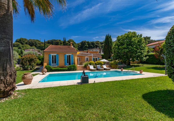 Villa i Antibes, Alpes-Maritimes, Antibes - € 2.990.000 | Ref: HH-16185025 - foto 1