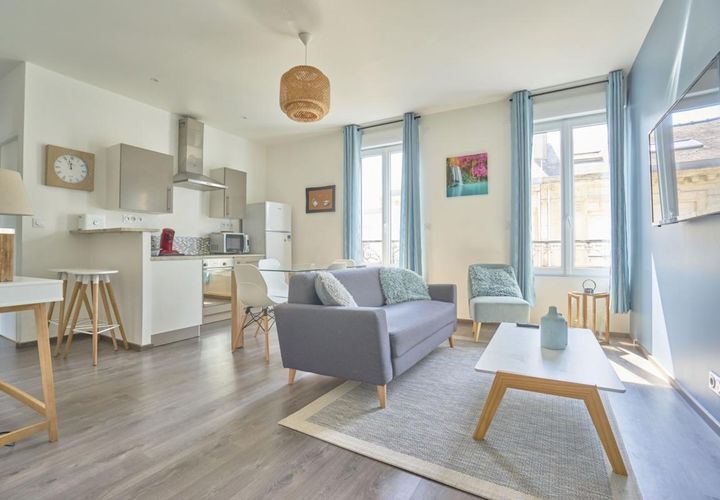 Apartament a Reims, Marne, Reims - € 500/mes | Ref: QE6MlVgZNb1k7fq - foto 1