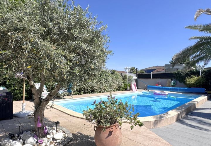 Villa a Bruges, Gironde, Bruges - € 728.000 | Ref: 87050370 - foto 1