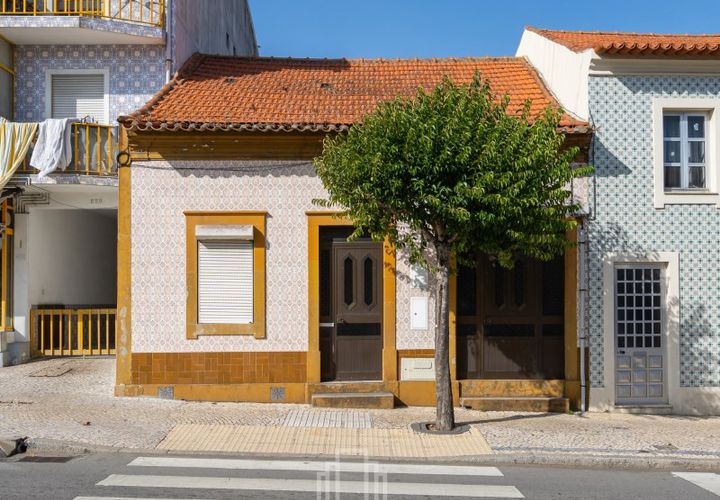 Landejendom i Ovar, Aveiro, Ovar - € 190.000 | Ref: 305-OVR - foto 1