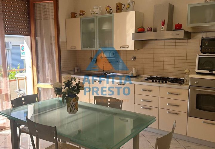Villa a Vinci, Florence, Vinci - € 1.000/mes | Ref: AA9437 - foto 1