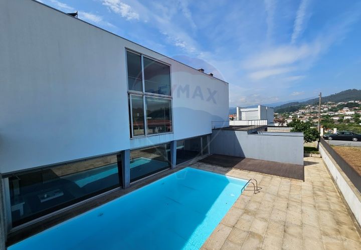 Villa i Arcos de Valdevez, Viana do Castelo, Arcos de Valdevez - € 750.000 | Ref: 1040-179 - foto 1