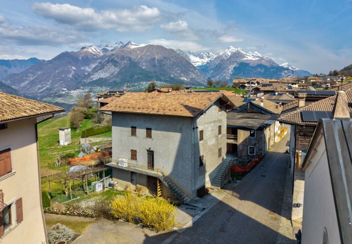 Villa a Comano Terme, Trento, Comano Terme - € 160.000 | Ref: 769 - foto 1
