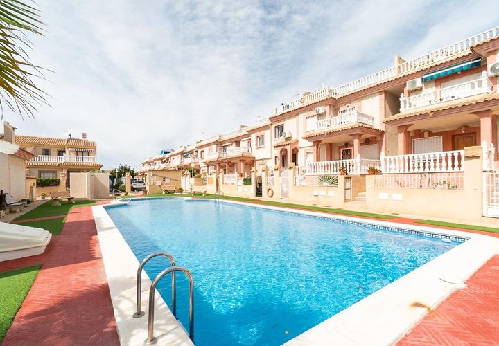 Byhus i Playa Flamenca, Alicante, Playa Flamenca - € 209.000 | Ref: R-36504 - foto 1
