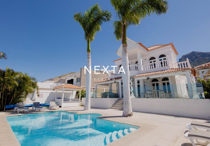 Villa i Adeje, Tenerife, Adeje - € 2.060.000 | Ref: 1156 - foto 1