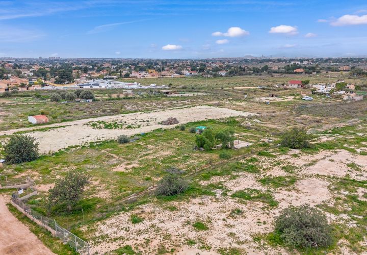 Helårsgrund i Mutxamel, Alicante, Mutxamel - € 135.000 | Ref: CLDCBB-59132 - foto 1
