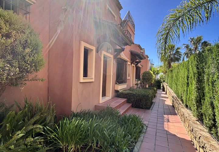 Byhus i Estepona, Malaga, Estepona - € 940.000 | Ref: R5395264 - foto 1