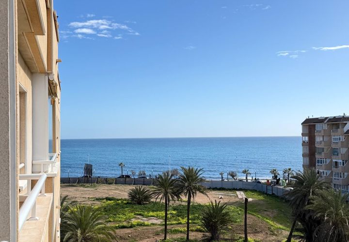 Lejlighed i Torrevieja, Alicante, Torrevieja - € 179.000 | Ref: MLSC7072140 - foto 1