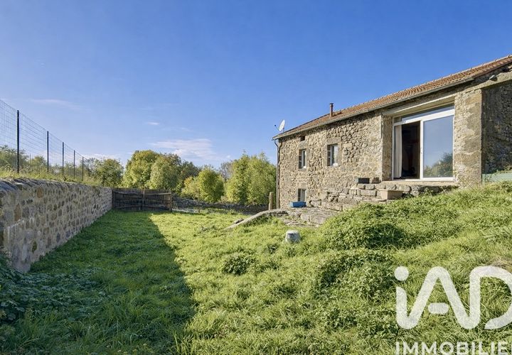 Landsbyhus i Ouides, Haute-Loire, Ouides - € 115 000 | Ref: 71269 - foto 1
