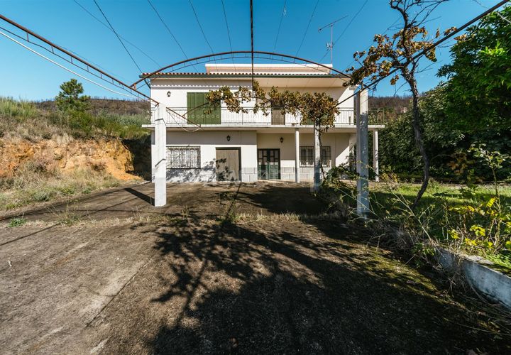 Villa a Fundao, Castelo Branco, Fundao - € 220.000 | Ref: 255220123 - foto 1