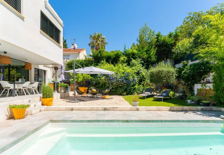 Villa a Marseille, Bouches-du-Rhone, Marseille - € 1.395.000 | Ref: HH-16188090 - foto 1