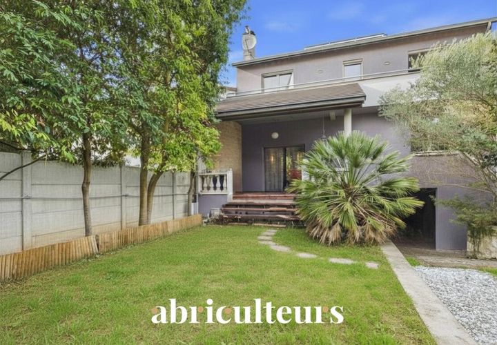 Villa i Colombes, Hauts-de-Seine, Colombes - € 950.000 | Ref: CGVM0280518592700_2 - foto 1