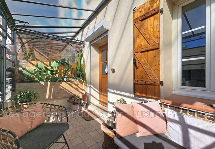 Landsbyhus i Cadolive, Bouches-du-Rhone, Cadolive - € 299.000 | Ref: 889V1923M - foto 1