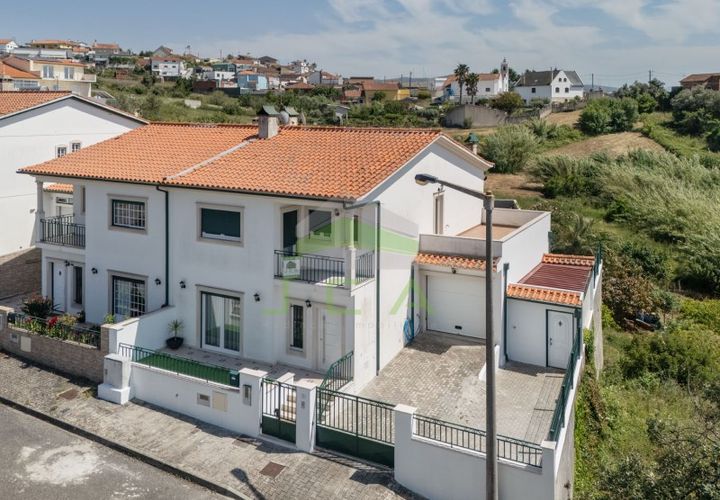 Villa i Leiria, Leiria, Leiria - € 380.000 | Ref: 1074 - foto 1