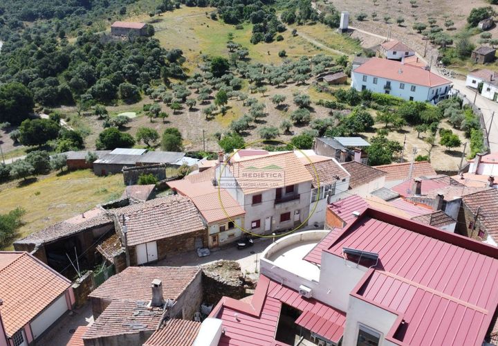 Rækkehus i Alfandega da Fe, Braganca, Alfandega da Fe - € 56.500 | Ref: M/00462 - foto 1