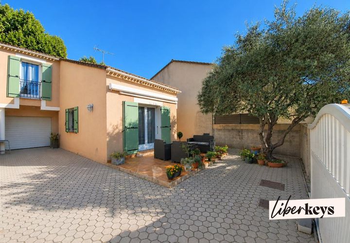 Villa a Istres, Bouches-du-Rhone, Istres - € 285.000 | Ref: DOM25630 - foto 1