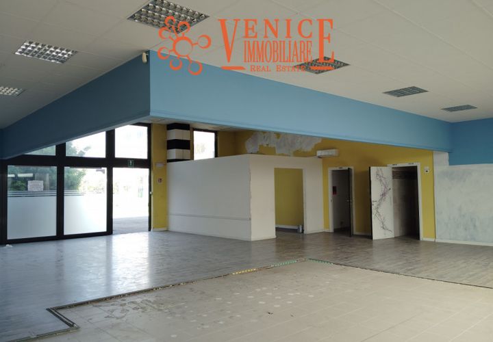 Erhvervsejendom i Marcon, Venice, Marcon - € 150.000 | Ref: FC178 - foto 1