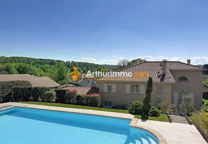 Villa i Bourgoin-Jallieu, Isere, Bourgoin-Jallieu - € 529.000 | Ref: 87052975 - foto 1