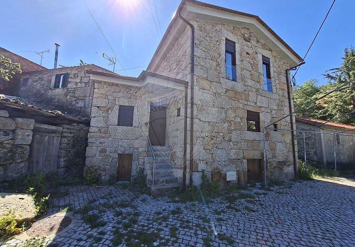 Villa a Seia, Guarda, Seia - € 240.000 | Ref: 126021200-29 - foto 1