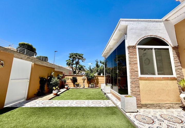 Villa a Torrevieja, Alicante, Torrevieja - € 265.950 | Ref: MCO-42972 - foto 1