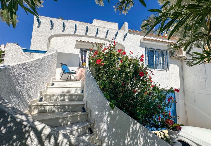 Villa a Torrevieja, Alicante, Torrevieja - € 420.000 | Ref: MLSC3516948/13477 - foto 1
