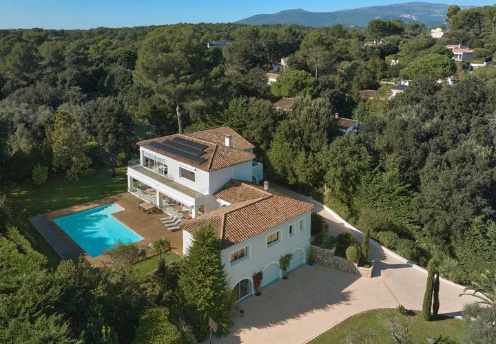 Villa a Valbonne, Alpes-Maritimes, Valbonne - € 3.250.000 | Ref: HH-16189307 - foto 1