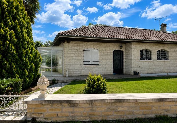 Landejendom i Mansle, Charente, Mansle - € 147.840 | Ref: 293_RWE-0026269 - foto 1