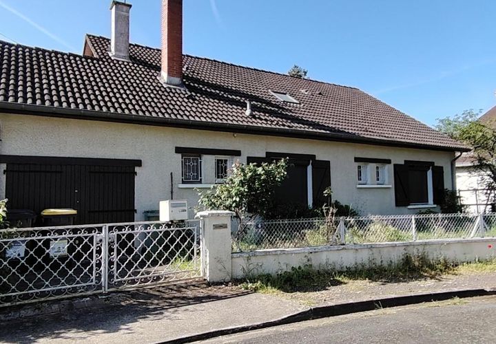 Villa i Chatellerault, Vienne, Chatellerault - € 159.900 | Ref: 261_LHT-0026327 - foto 1