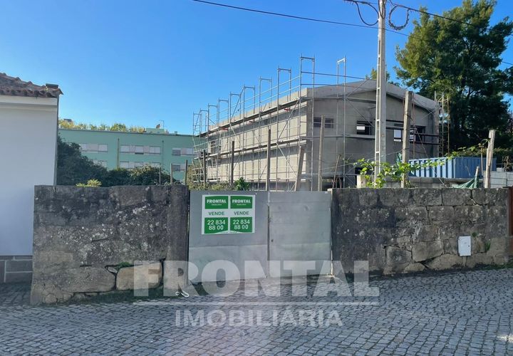 Helårsgrund i Maia, Porto, Maia - € 110.000 | Ref: FPS-30524 - foto 1