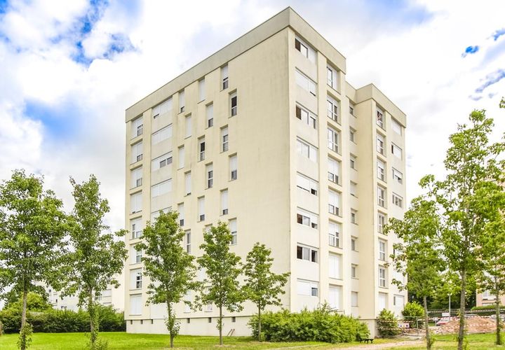 Apartament a Gueugnon, Saone-et-Loire, Gueugnon - € 616/mes | Ref: PARA230713061L - foto 1