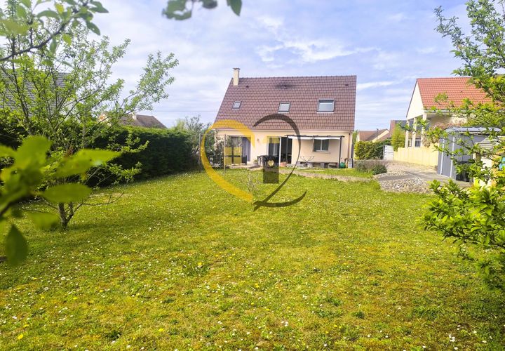 Villa en Bourges, Cher, Bourges - € 220.000 | Ref: 87039130 - photo 1