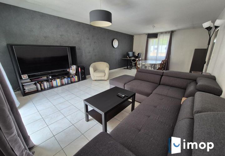 Villa i Chartres, Eure-et-Loir, Chartres - € 255.000 | Ref: 4ebd78650898d88 - foto 1