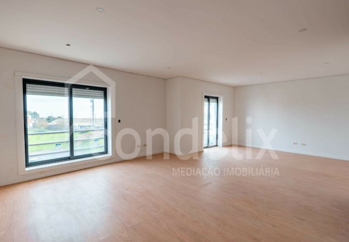 Leilighet i Camarate, Lisbon, Camarate - € 410 000 | Ref: 101405 - foto 1