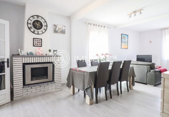 Villa a Lomme, Nord, Lomme - € 232.000 | Ref: LOM829 - foto 1