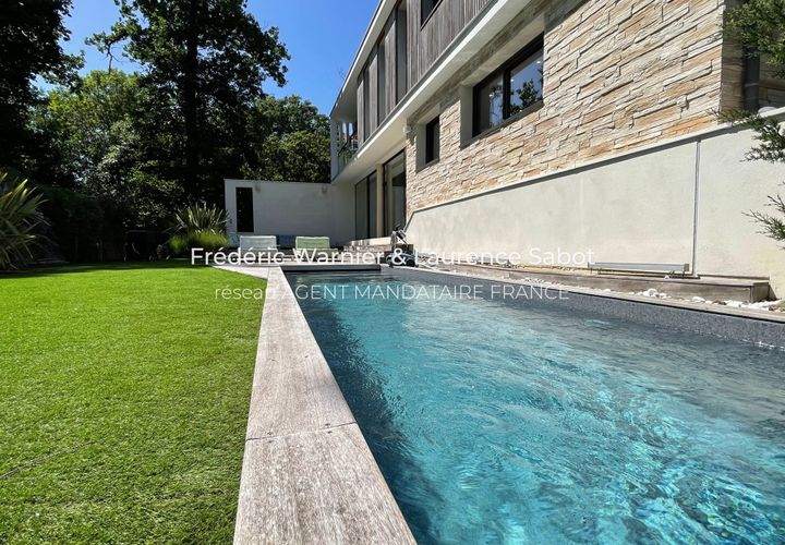 Villa a Vaucresson, Hauts-de-Seine, Vaucresson - € 1.830.000 | Ref: 12800 - foto 1