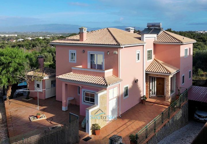Villa a Alvor, Faro, Alvor - € 950.000 | Ref: 2873-7 - foto 1