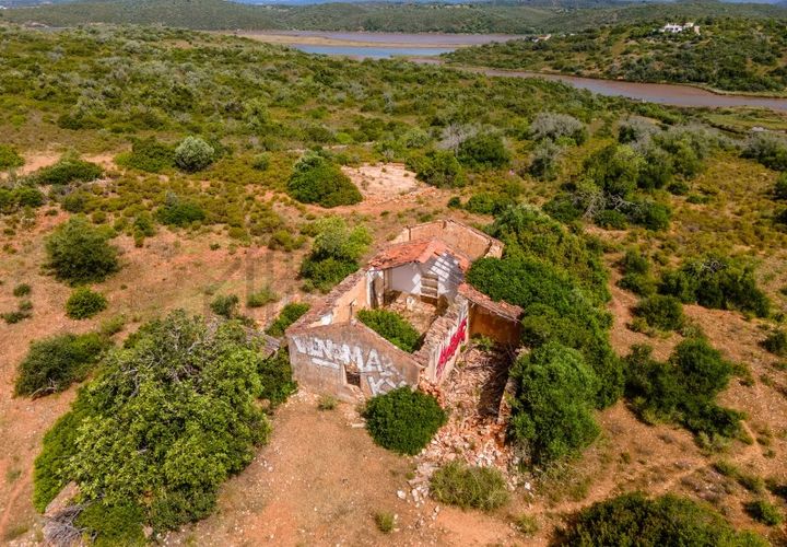 Helårsgrund i Estombar, Faro, Estombar - € 380.000 | Ref: City-26-46C - foto 1
