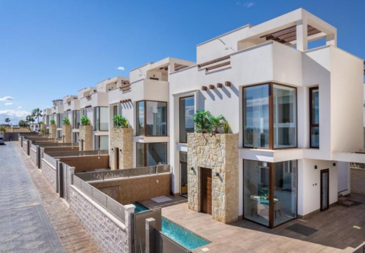 Villa a Rojales, Alicante, Rojales - € 579.000 | Ref: CBE11-4424 - foto 1