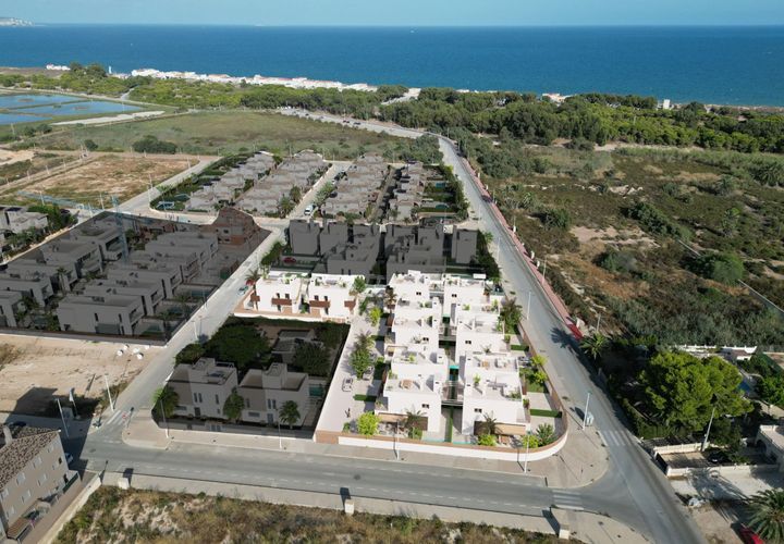 Byhus i La Marina, Alicante, La Marina - € 459.000 | Ref: CBE11-3979 - foto 1