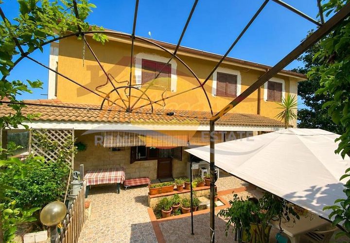 Villa i Siracusa, Siracusa, Siracusa - € 200.000 | Ref: RIF2969/200TREMMILIA - foto 1