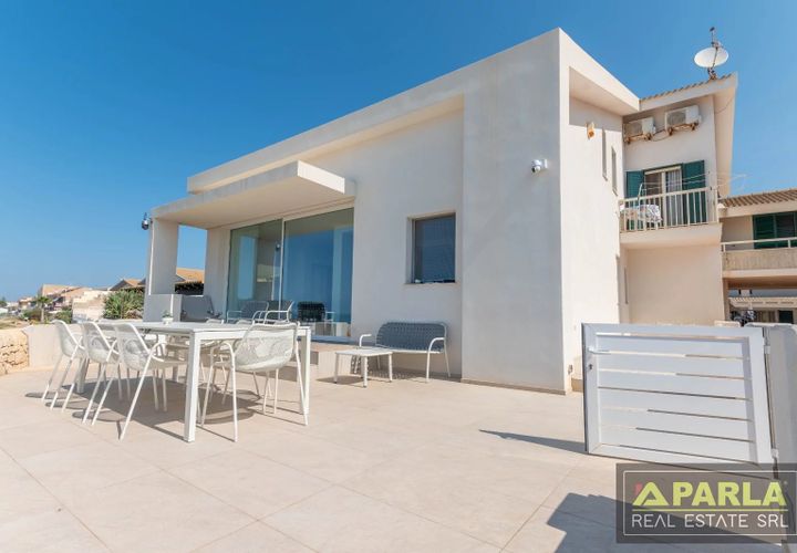 Villa i Ragusa, Ragusa, Ragusa - € 750.000 | Ref: 87049259 - foto 1