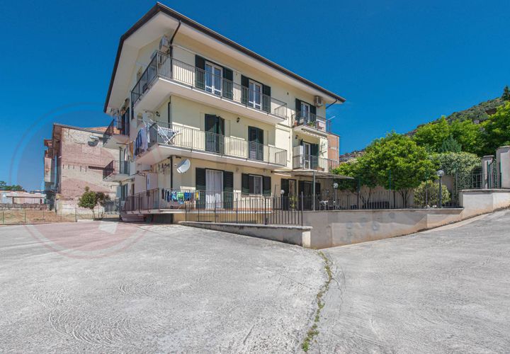 Leilighet i Arce, Frosinone, Arce - € 110 000 | Ref: AC99-149-1754 - foto 1